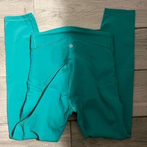 Lulu leggings green size 4